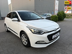Hyundai i20 - 1.0 T-GDI Go 2016|NAP|Airco|Stuurverwarming|Stoelverwarming