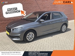 Skoda Fabia - 1.0 TSI Automaat Ambition Fabia 1.0 TSI Ambition Panoramadak Navigatie Carplay PDC Camera