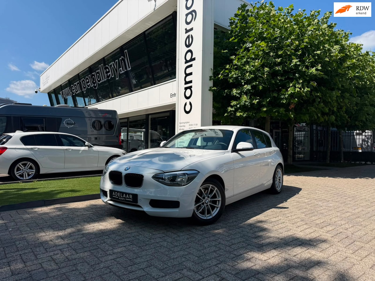 BMW 1-serie - 118i l AUTOMAAT l 170PK l NAVIGATIE l CLIMATRONIC l - AutoWereld.nl