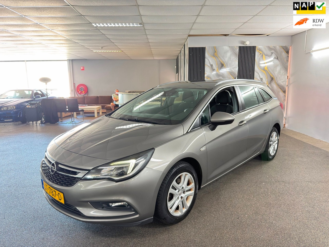 Opel Astra Sports Tourer - 1.0 Business+ Apk Nieuw,Clima,Cruise,Parksensoren,N.A.P,Line-assist,Topstaat!! - AutoWereld.nl