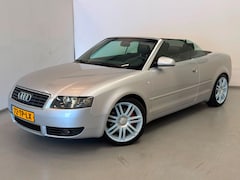 Audi A4 Cabriolet - 3.0 V6 Exclusive / Leder / Stoelverwarming