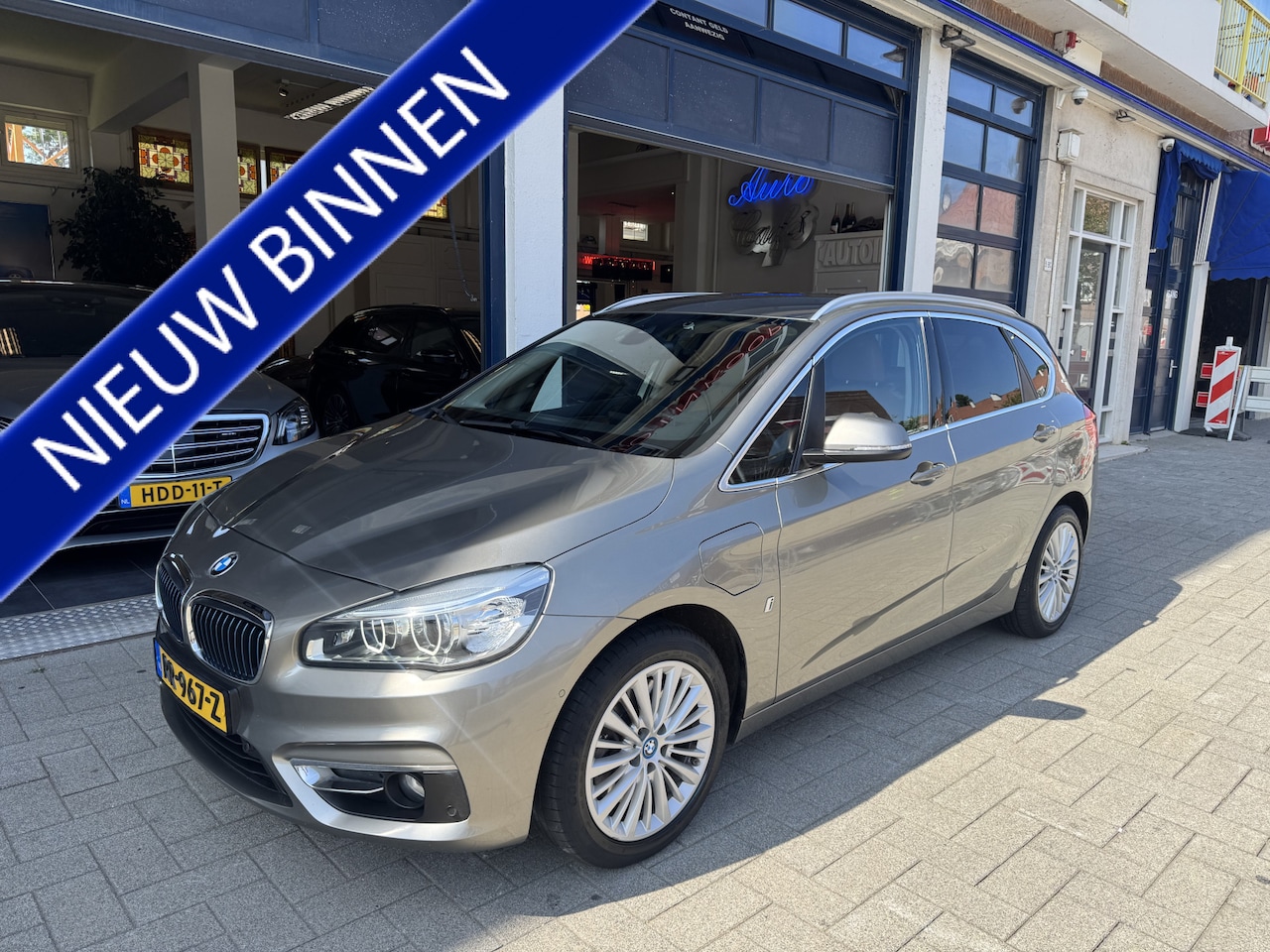 BMW 2-serie Active Tourer - 225xe iPerformance Executive 225xe iPerformance Executive - AutoWereld.nl