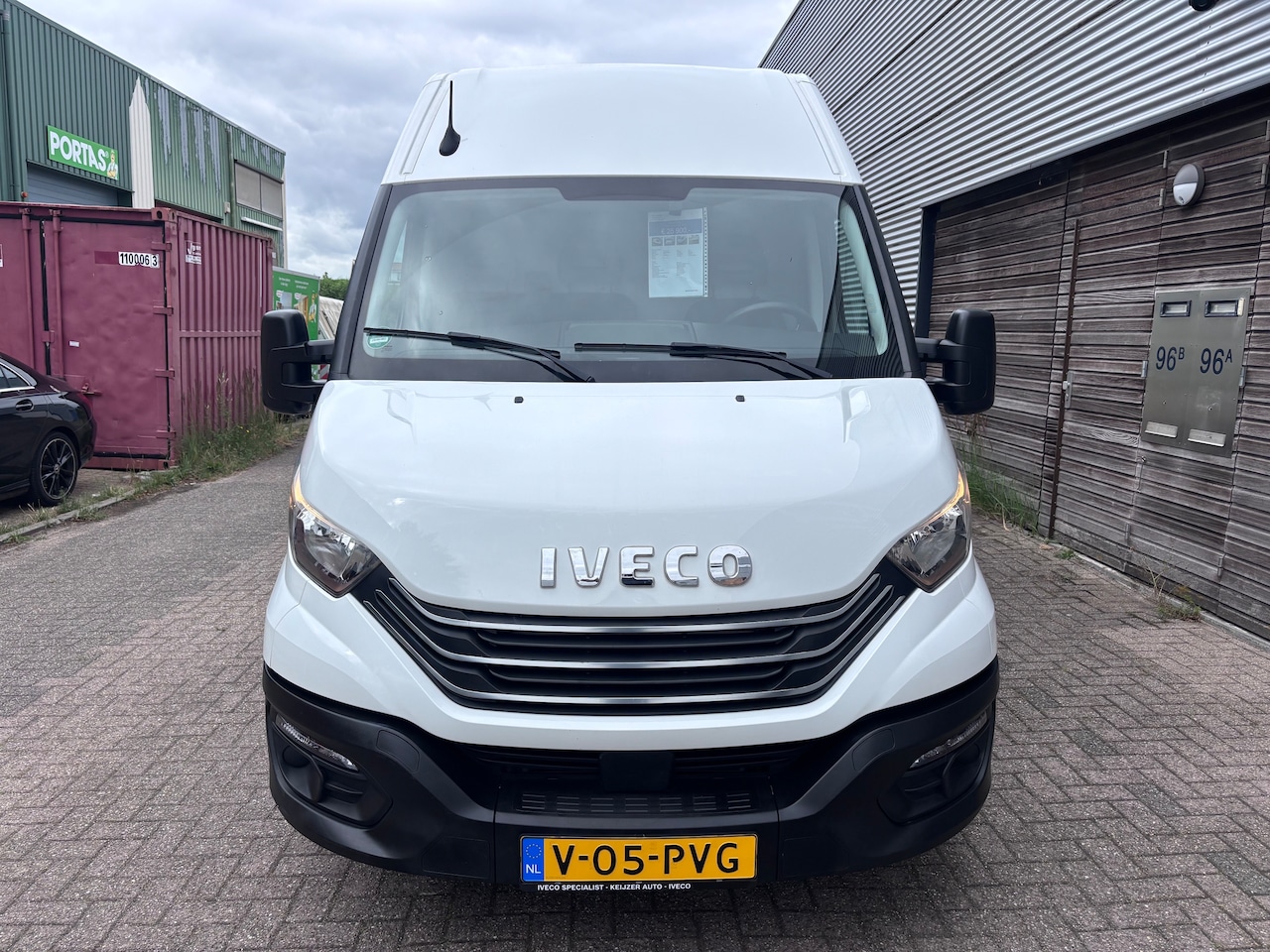 Iveco Daily - 35S16V 2.3 352L H2 L1H1 AHG 3500 kg