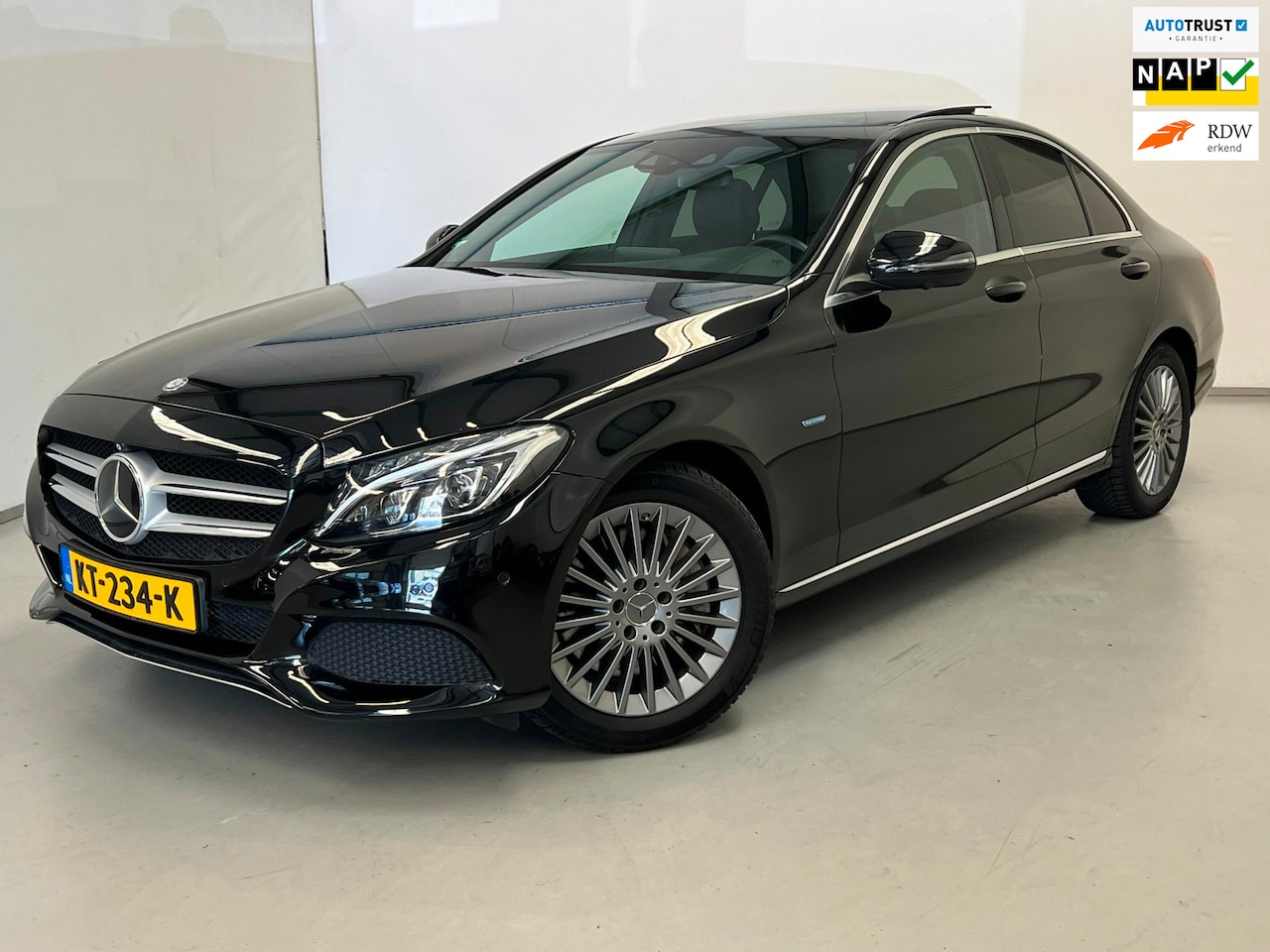 Mercedes-Benz C-klasse - 350e / Pano / Burmester / Distronic / Headup - AutoWereld.nl