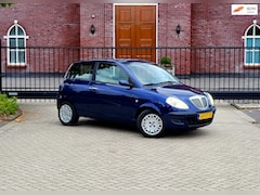Lancia Y(psilon) - Ypsilon 1.4-16V Argento DFN / Automaat / Airco / Nap / Apk