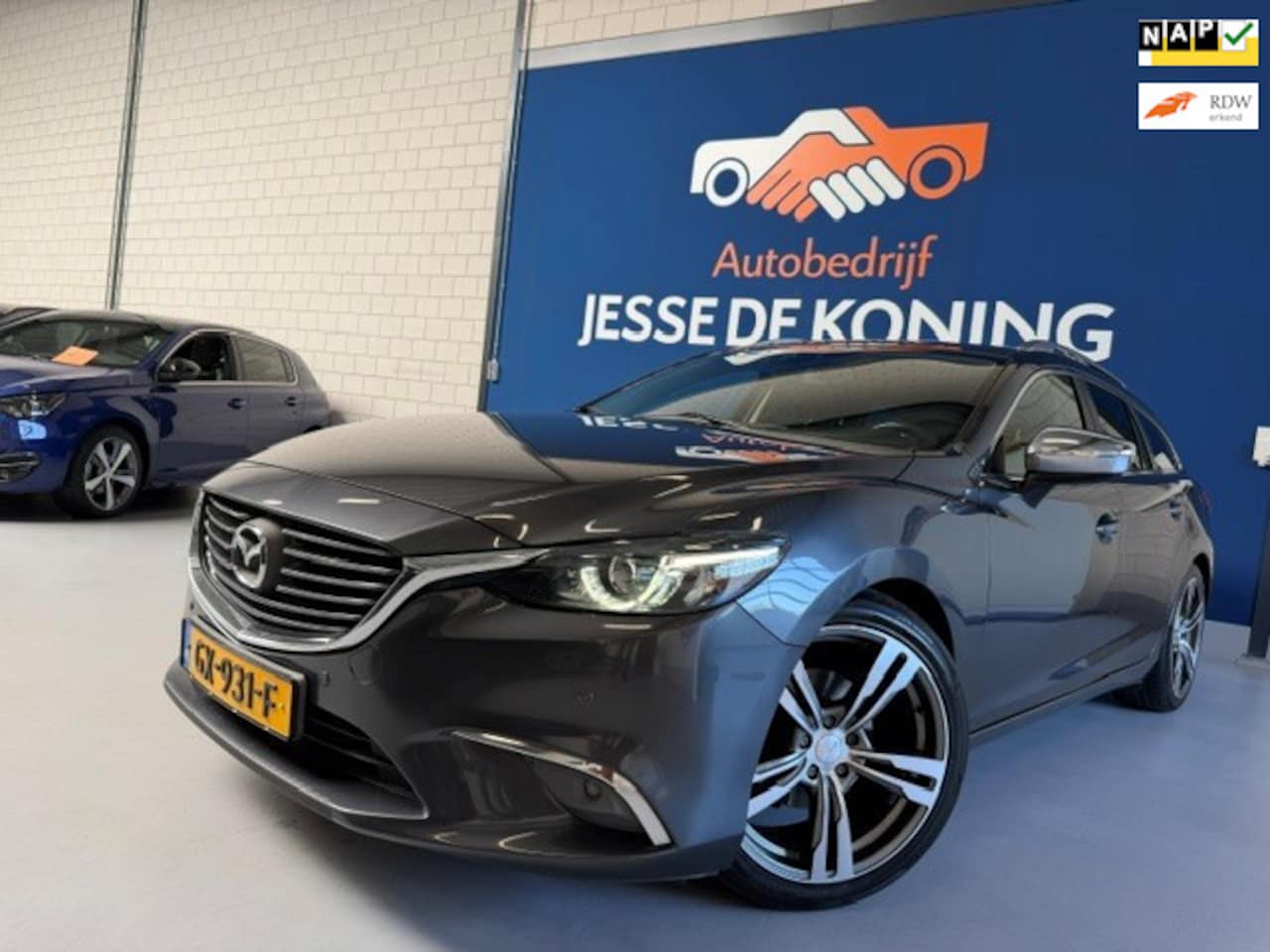 Mazda 6 Sportbreak - 2.0 SkyActiv-G 165 Skylease GT /bj.2015 / navigatie/leder/ memory / climate / NAP met 2195 - AutoWereld.nl