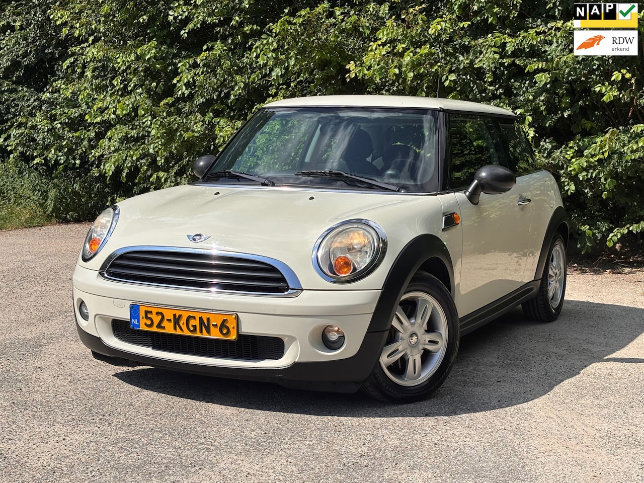 MINI 3-Deurs - 1.4 One Business Line | Airco + Cruise control Nu € 2.750,- !!! - AutoWereld.nl