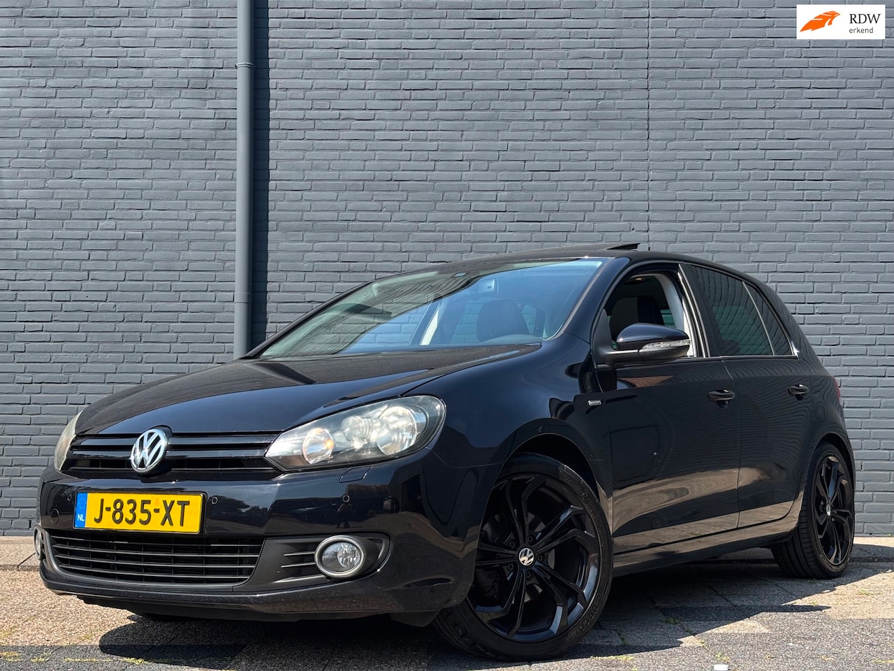 Volkswagen Golf - 1.4 TSI R-Line Edition | Stoelverwarming | Pano | Navi - AutoWereld.nl