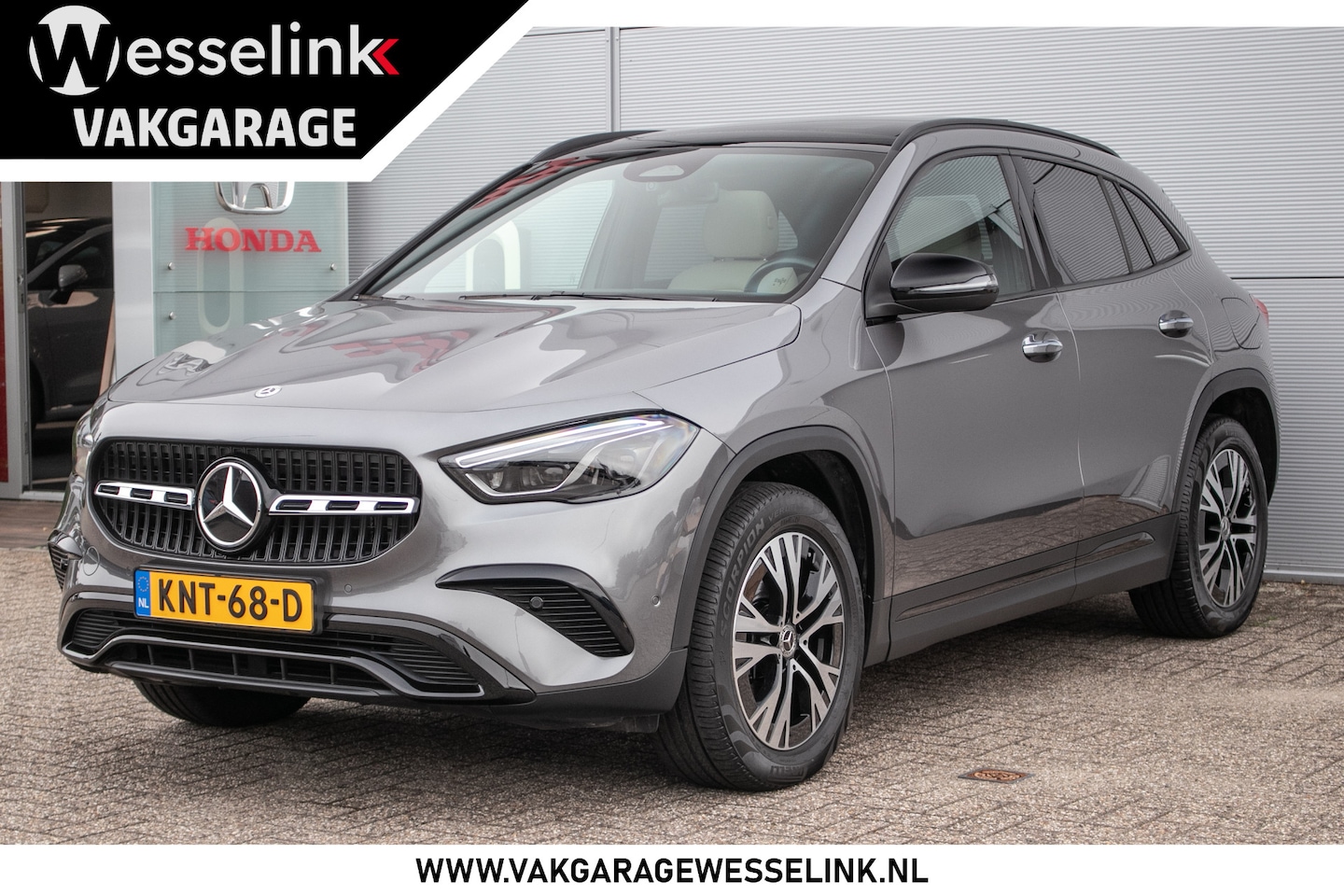 Mercedes-Benz GLA-Klasse - 250 e Luxury Line - Schuif/-kanteldak | Trekhaak | Beige leer | Memory - AutoWereld.nl