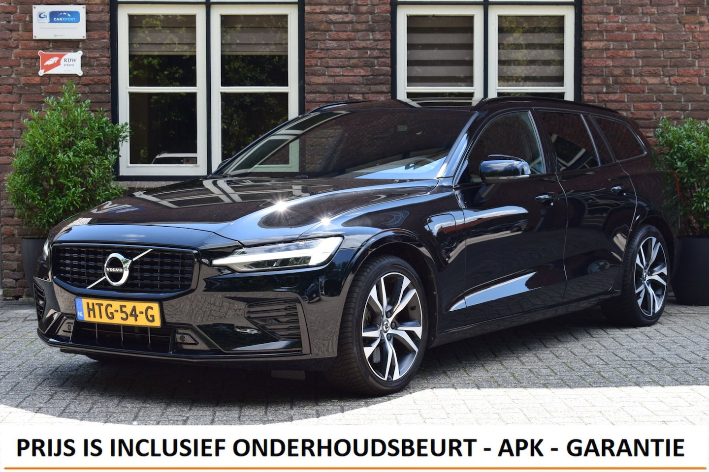 Volvo V60 - 2.0 T6 Aut. Recharge AWD R-Design Trekhaak | Camera | Keyless - AutoWereld.nl
