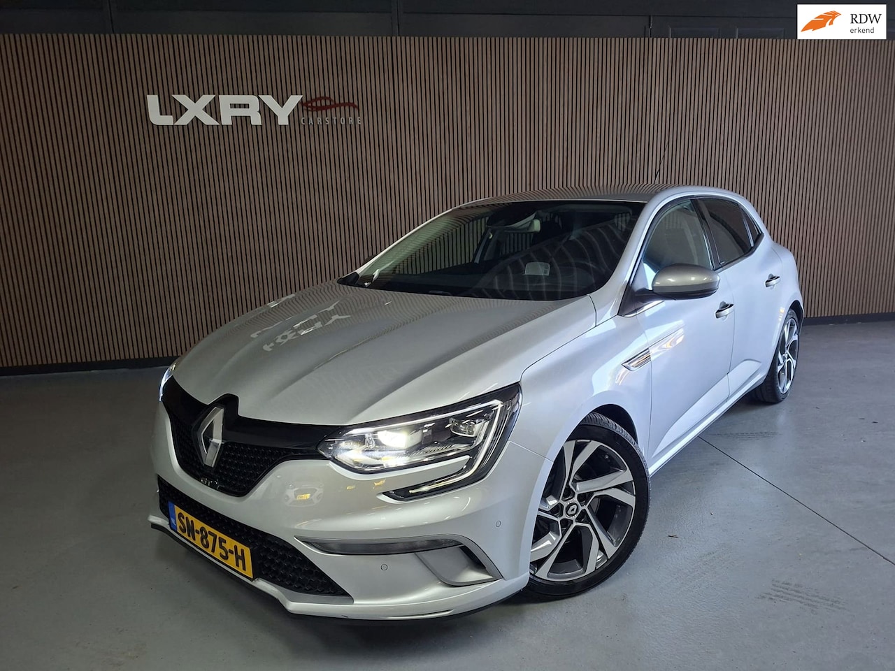 Renault Mégane - 1.6 TCe GT | Cruise| Sfeer | Camera | Navi | Stuur & Stuurverwarming | - AutoWereld.nl