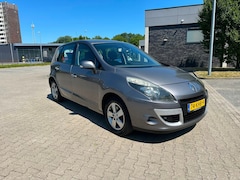 Renault Scénic - 2.0 Dynamique. AUTOMAAT