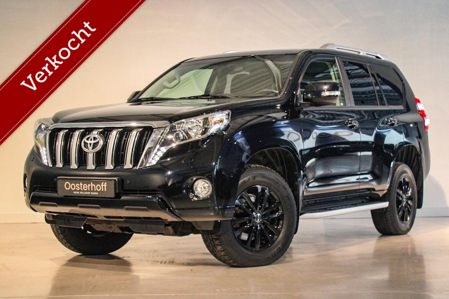 Toyota Land Cruiser - LandCruiser 2.8 D-4D Professional Grijs Kenteken - AutoWereld.nl