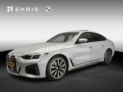 BMW 4-serie Gran Coupé - 430i xDrive | M-Sportpakket | LED | Navigatie | Schuifdak | Sportstoelen | Stoelverwarming