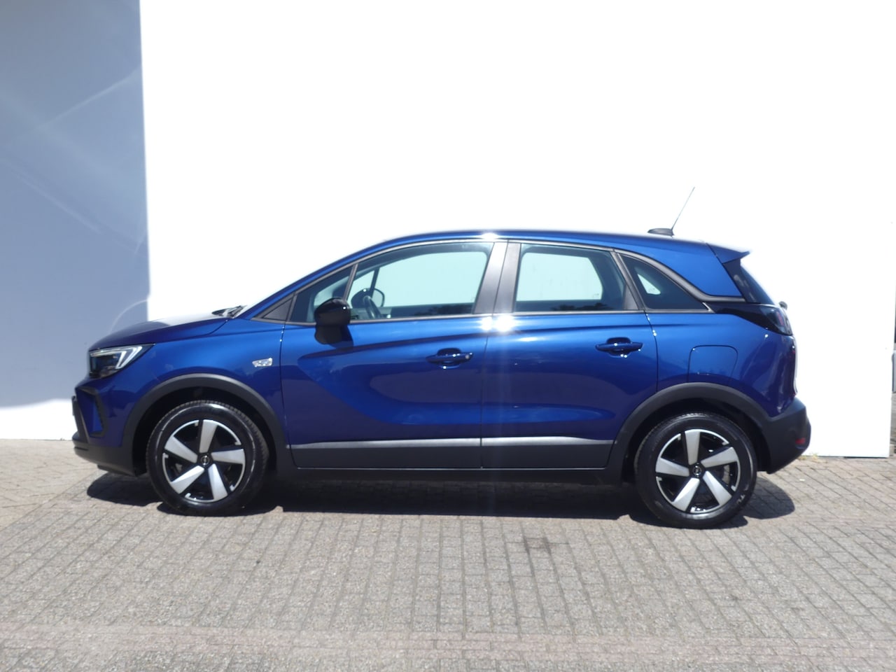 Opel Crossland - 1.2 Edition | AIRCO | APPLE CARPLAY / ANDROID AUTO | DAB | - AutoWereld.nl