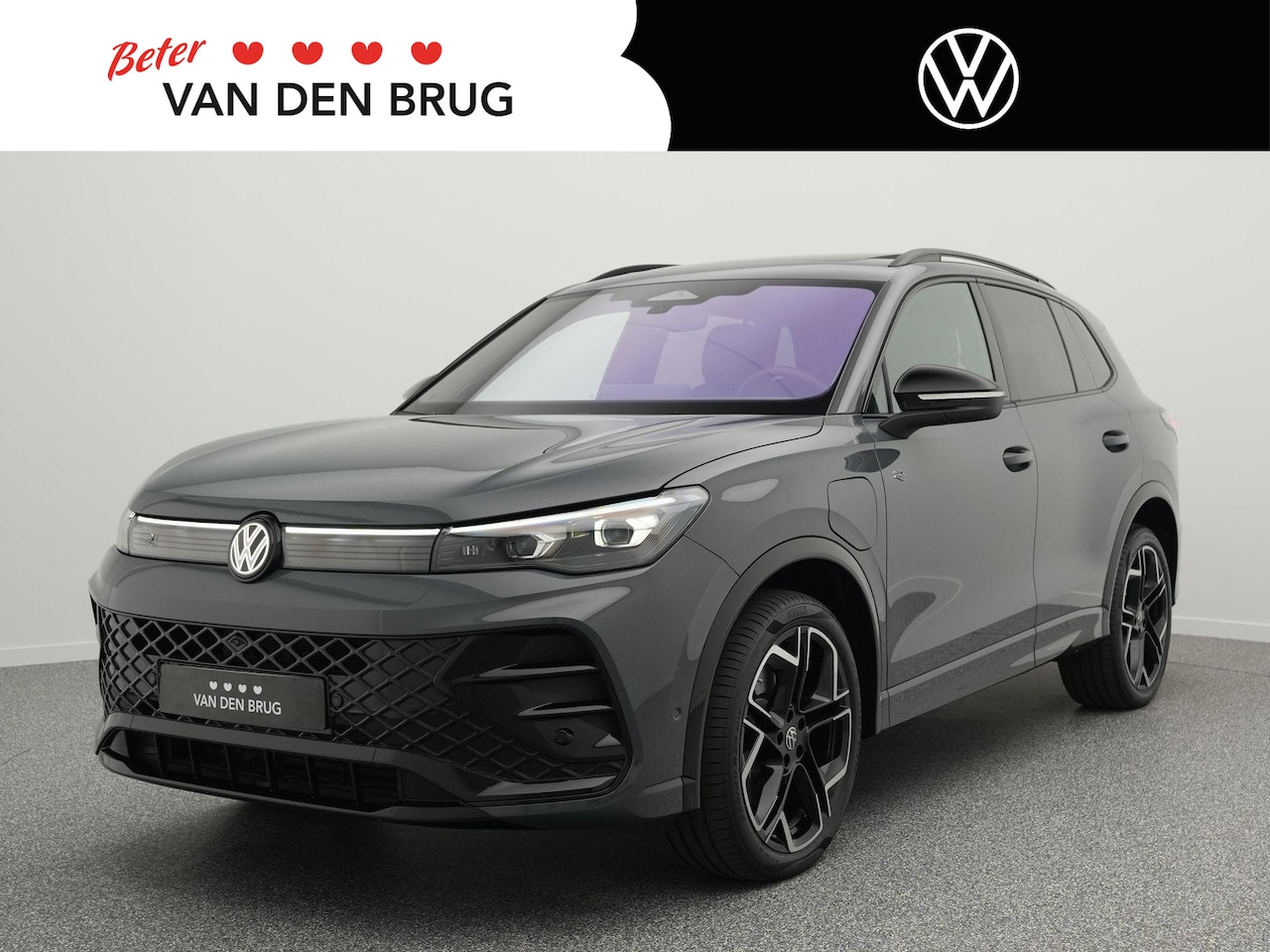 Volkswagen Tiguan - R-Line 1.5 eHybrid 272 PK | LED Matrix IQ | Leder | Elek. Kofferklep | 360 Camera | Head-U - AutoWereld.nl