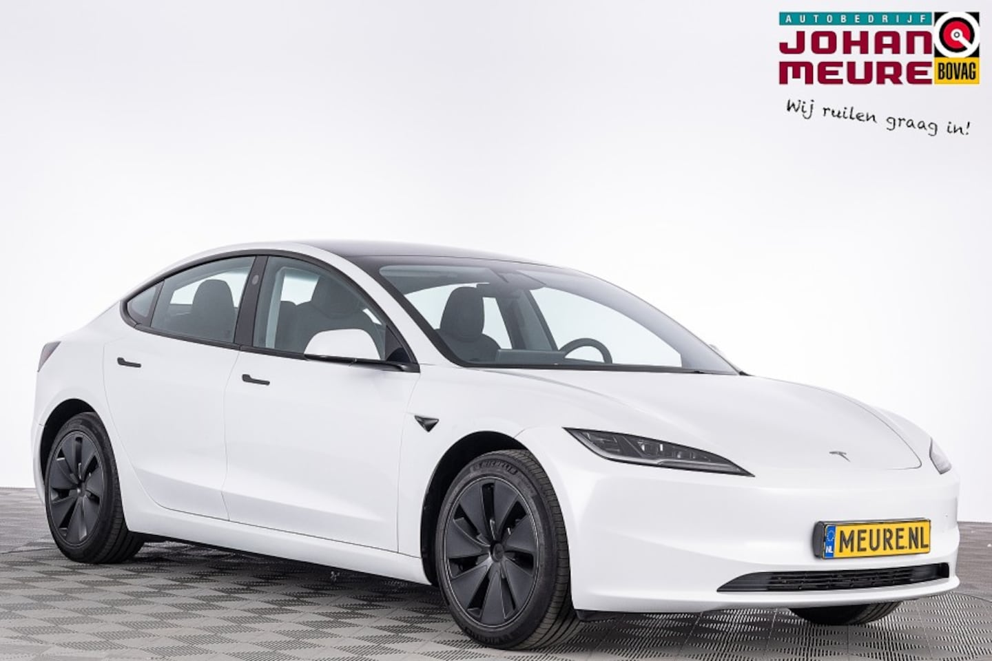 Tesla Model 3 - Standard Range | CAMERA | PANORAMADAK | LEDER - AutoWereld.nl