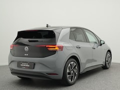 Volkswagen ID.3 - Pro 58 kWh 204 PK | Soh 95% | LED | Achteruitrij Camera | Steunhaak | Stoelverwarming | Cl