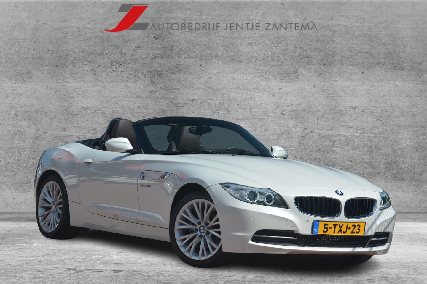 BMW Z4 Roadster - sDrive18i Executive | Navigatie | Clima | Sportstoelen | Leer | Cruise-control | NL auto!! - AutoWereld.nl