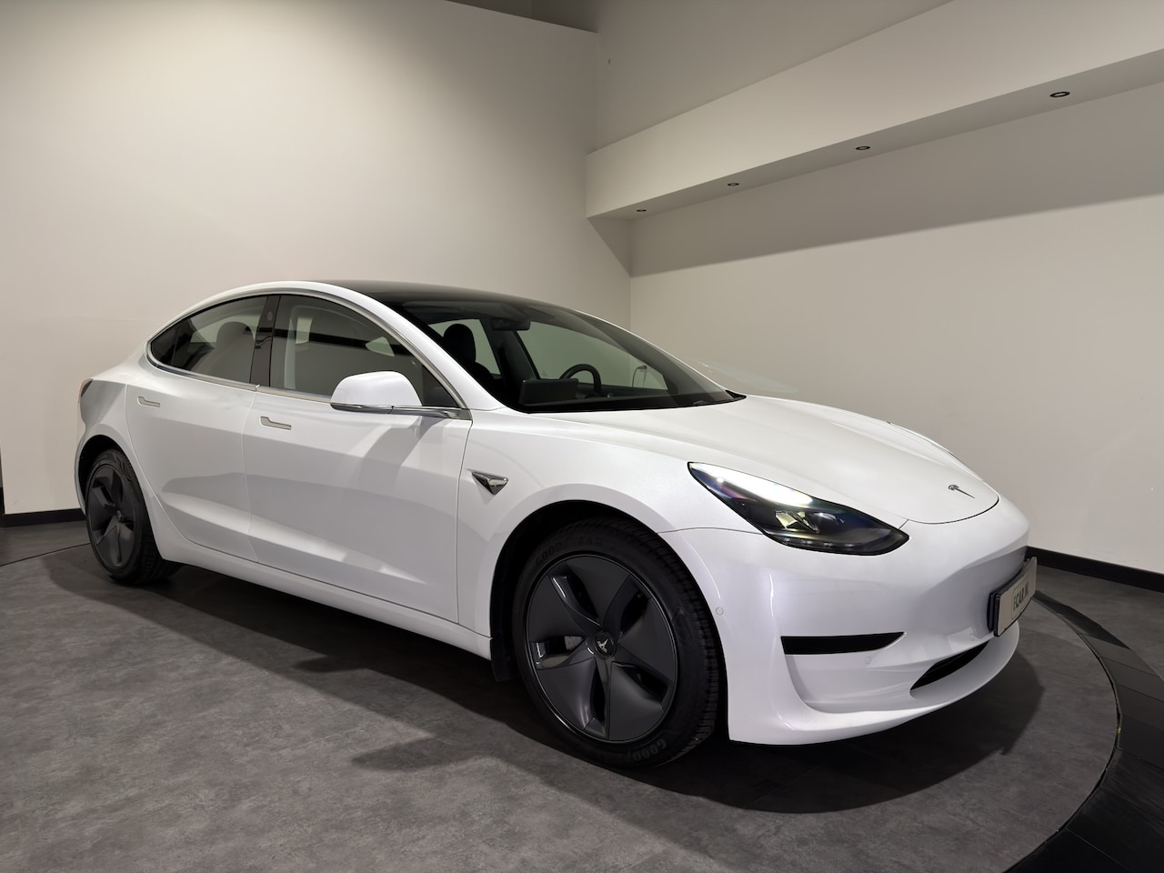 Tesla Model 3 - Standard RWD Plus 60 kWh | Adaptief Cruise Control | SOH 91,5 % - AutoWereld.nl