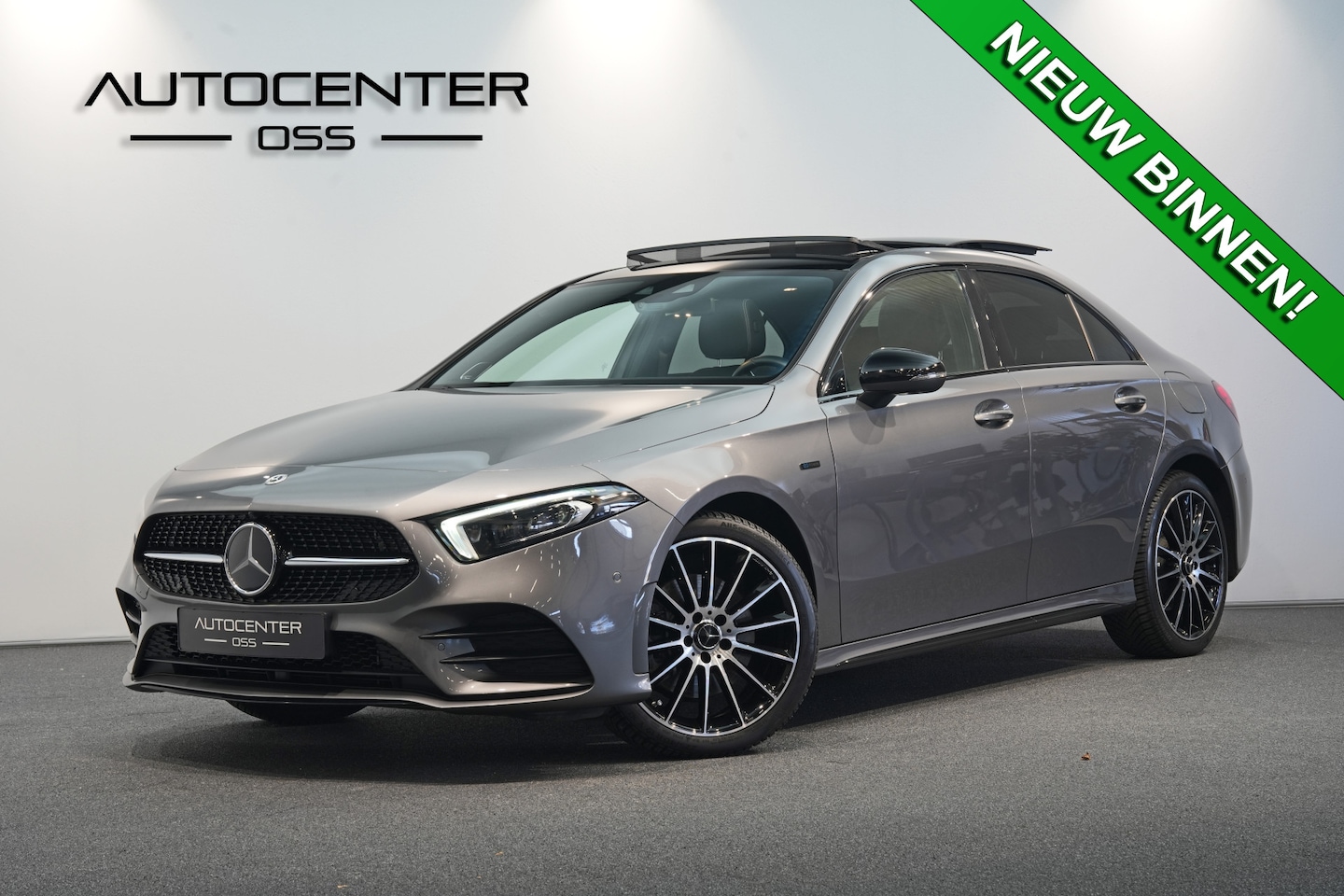 Mercedes-Benz A-klasse - 250 e AMG ✅ PANO ✅ ADAP.CRUISE ✅ 360 CAM ✅ BURMESTER ✅ 19" LMV - AutoWereld.nl