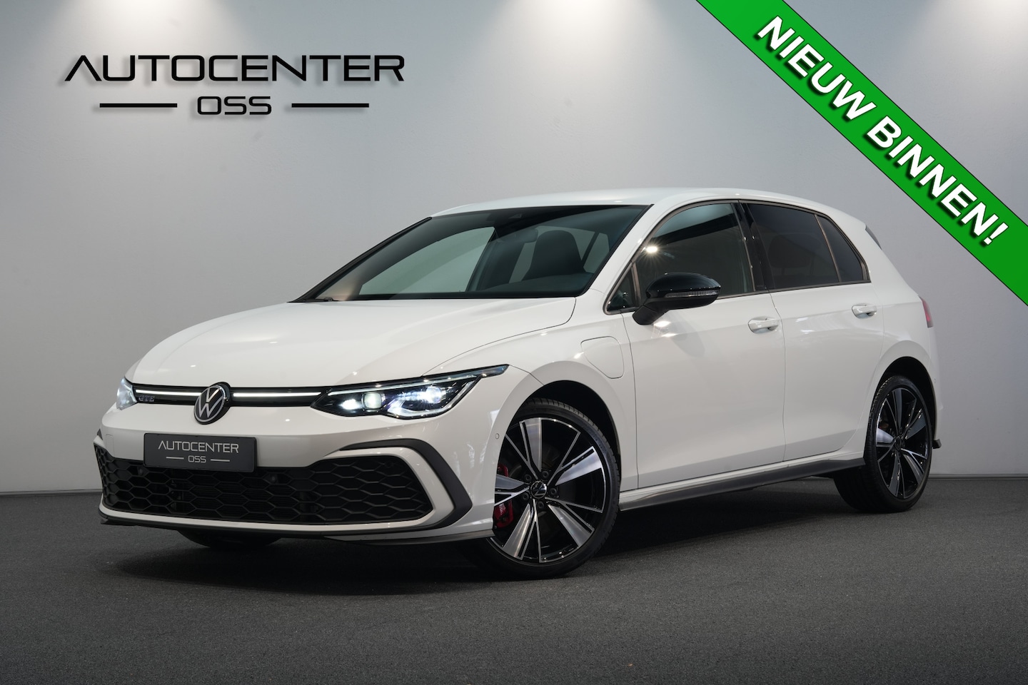 Volkswagen Golf - 1.4 eHybrid GTE ✅ NAVI ✅ CAMERA ✅ ADAP.CRUISE ✅ 18" LMV ✅ LED - AutoWereld.nl