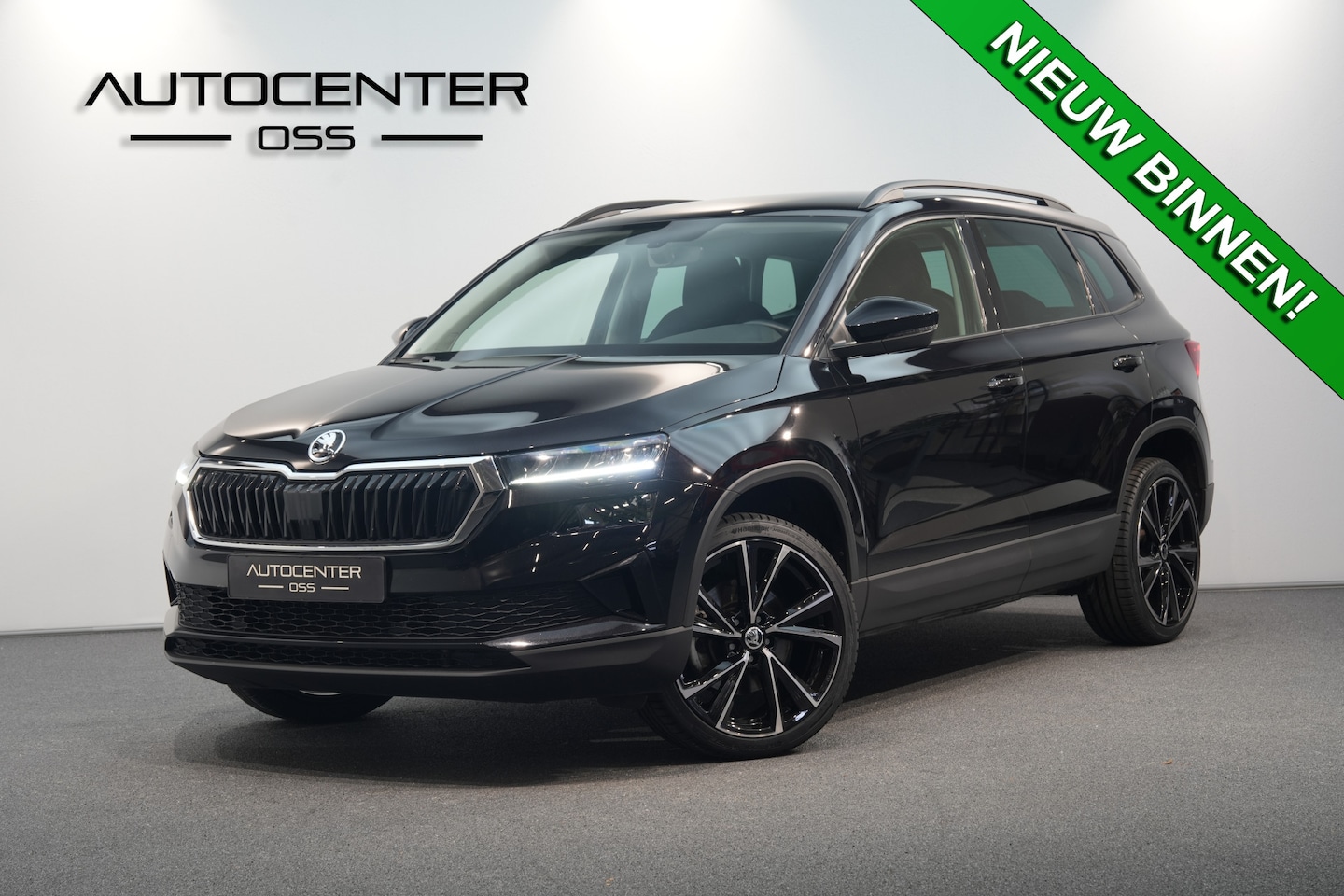 Skoda Karoq - 1.5 TSI ACT Business Edition ✅ NL AUTO ✅ 19" ✅ TREKHAAK ✅ CRUISE ✅ LED ✅ NAP - AutoWereld.nl