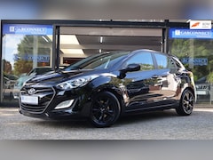 Hyundai i30 - 1.4 FIFA World Cup Edition 100pk|Clima|PDC|LED/Xenon|MF.stuur|Stl.verwarming