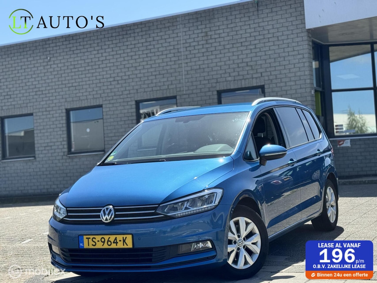 Volkswagen Touran - 1.6 TDI SCR Comfortline Edition|DSG Navi - AutoWereld.nl