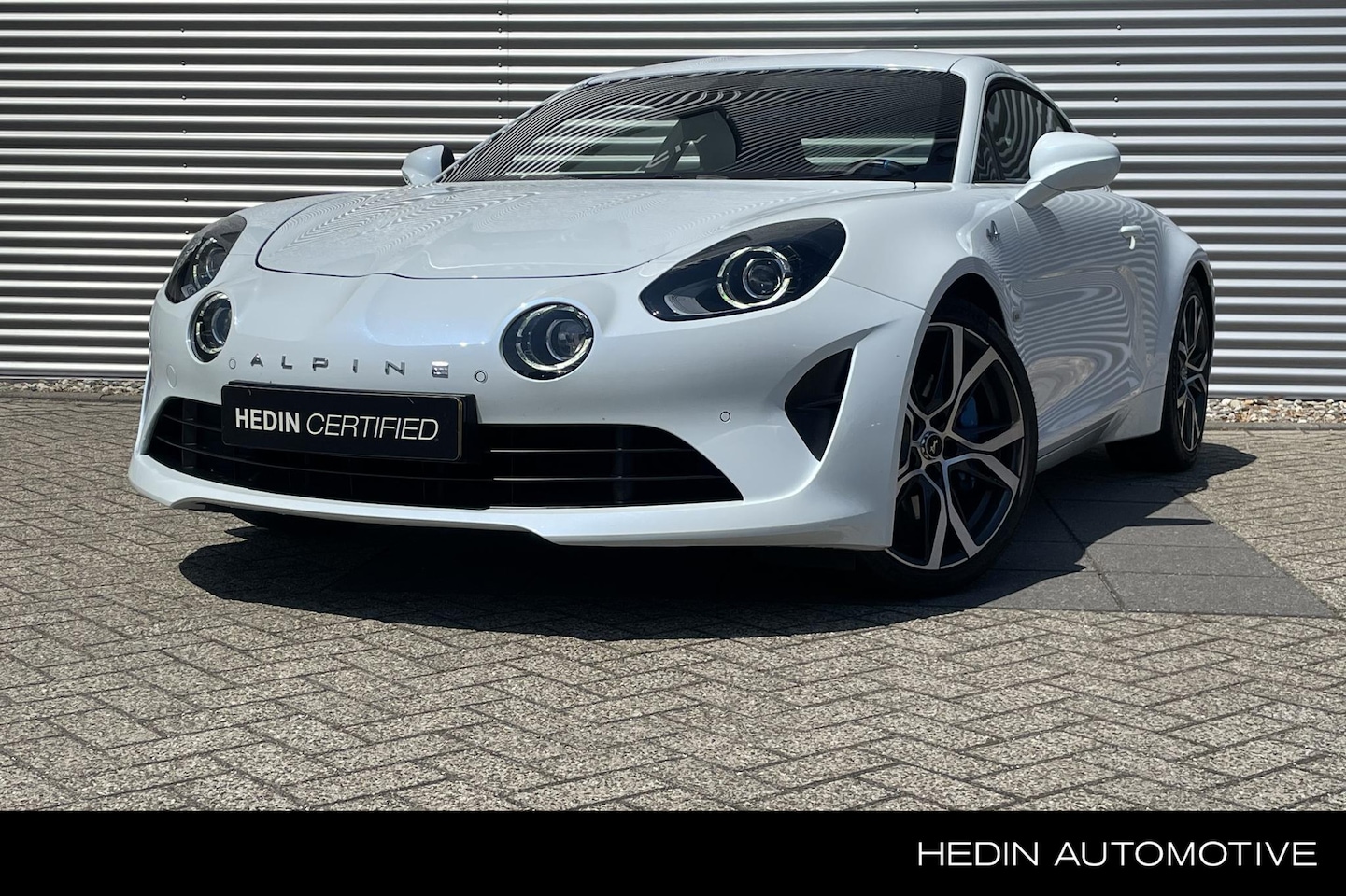 Alpine A110 - 1.8 Turbo Pure | Focal audio | Achteruitrij camera | Sabelt Stoelen – Leder / Alcantara | - AutoWereld.nl