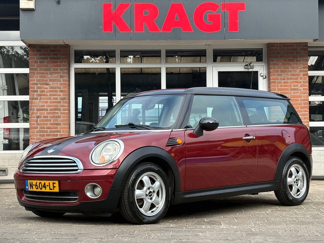 MINI Clubman - Cooper 1.6 120 pk - 2 sleutels - lichtmetaal - AutoWereld.nl