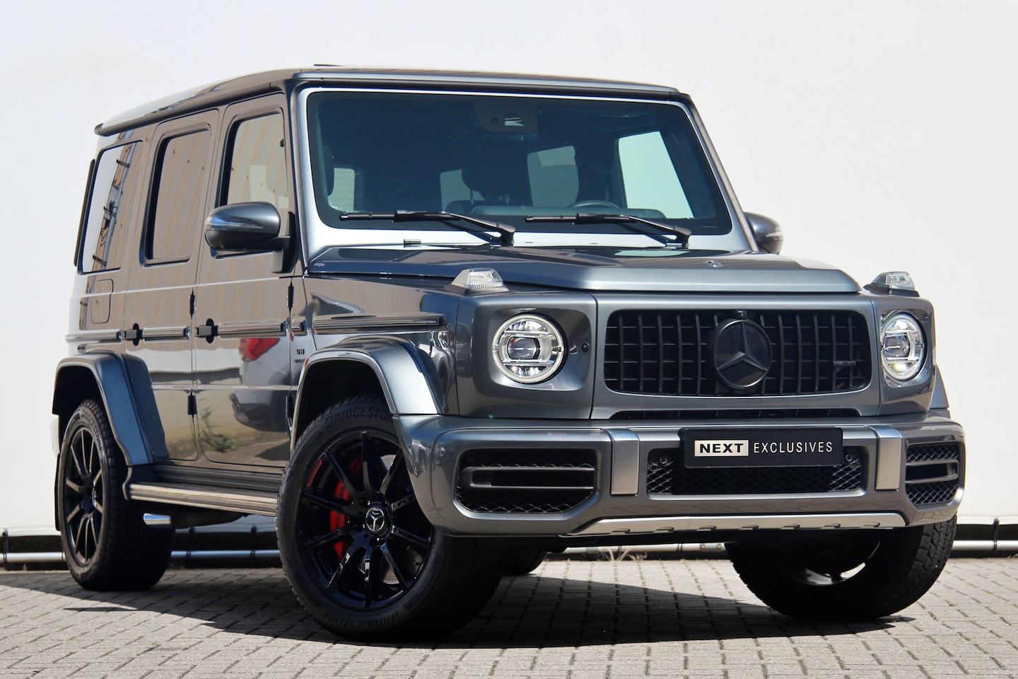 Mercedes-Benz G-klasse - 63 AMG | Pano | Burmester | 360° camera | Distronic | Trekhaak - AutoWereld.nl