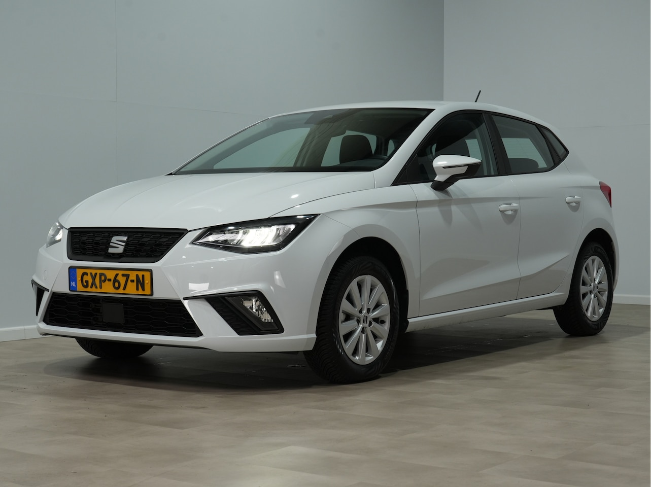 SEAT Ibiza - 1.0 95pk EcoTSI Style Plus Carplay 334 - AutoWereld.nl