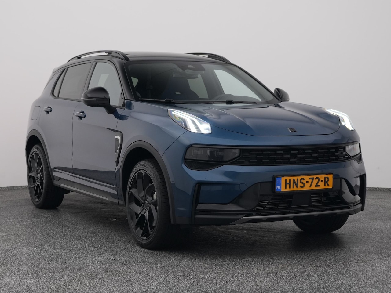 Lynk & Co 01 - 1.5 Plug-in Hybrid | 360° | BLACK | ZWARTE HEMEL | STUURVERWARMING | NLD AUTO - AutoWereld.nl