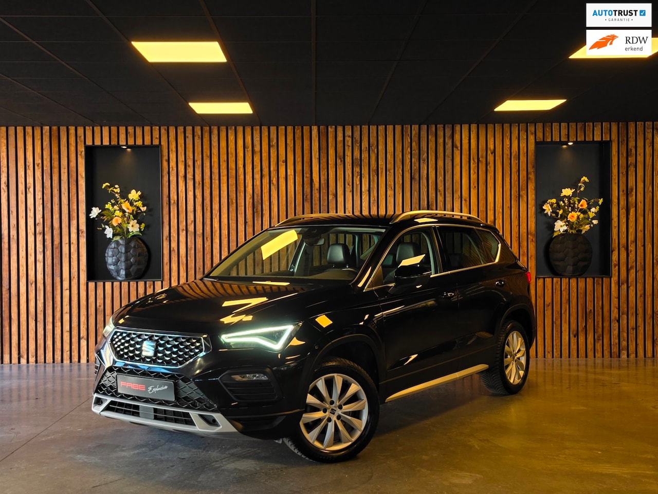 SEAT Ateca - 1.5 TSI Xperience Business Intense 1.5 TSI Xperience Business Intense - AutoWereld.nl