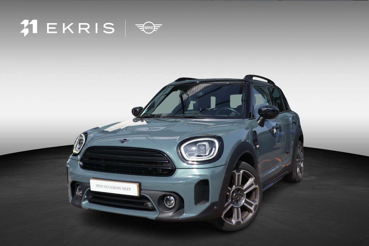 MINI Countryman - Cooper | Parkeersensoren achter | Comfort Acces | Harman Kardon | Piano black exterieur | - AutoWereld.nl