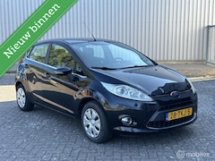 Ford Fiesta - 1.6 TDCi ECOnetic Titanium Airco apk 1-7-2027