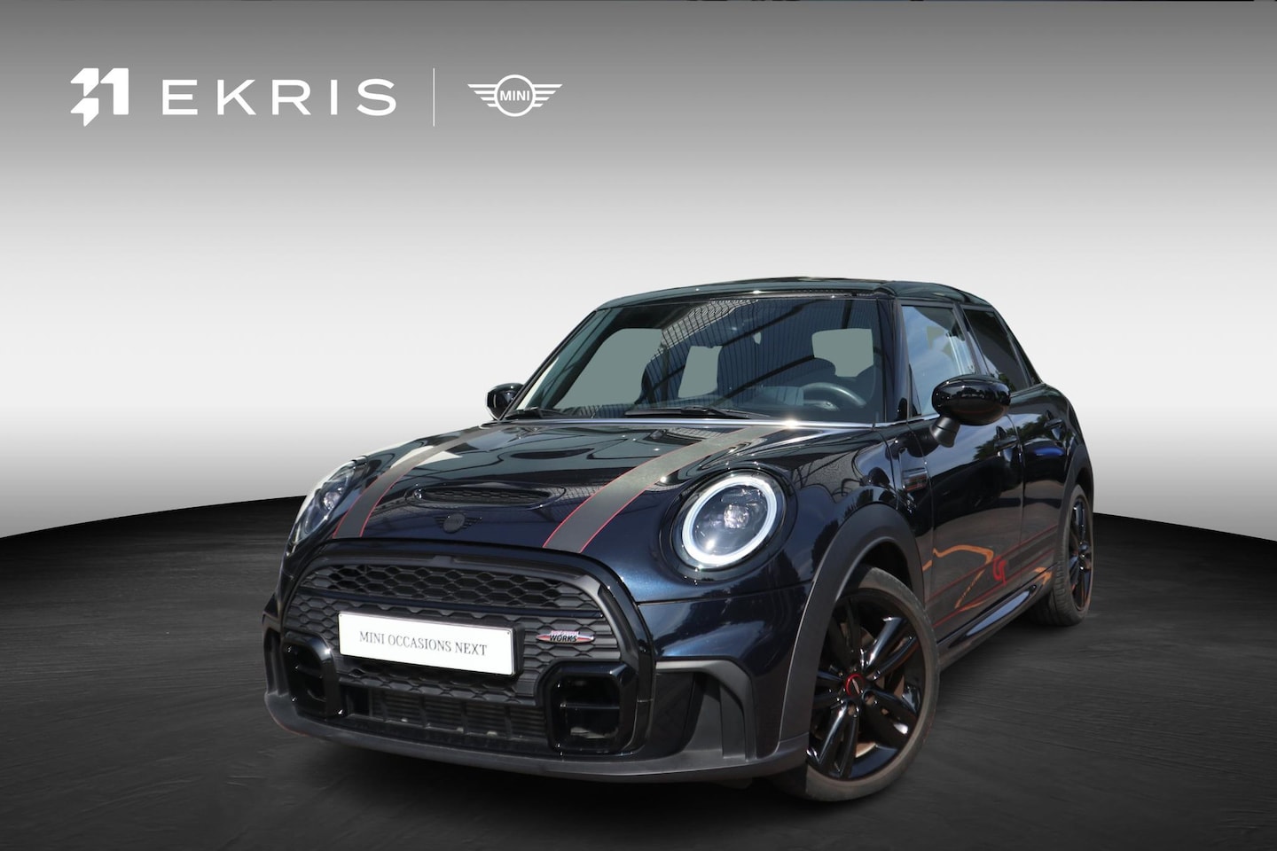 MINI 5-Deurs - Cooper S | Stuur- en Stoelverwarming | Panoramadak | Head-Up Display - AutoWereld.nl
