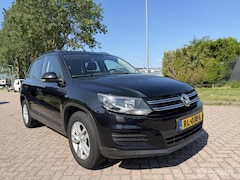 Volkswagen Tiguan - 1.4 TSI Comfort&Design Edition (LESAUTO)