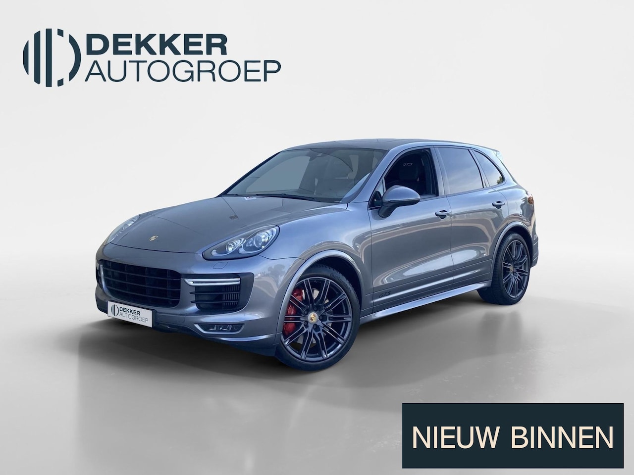 Porsche Cayenne - 3.6 GTS 441 pk automaat Panoramadak - Alcantara Leder - Navigatie - Bose Audio - 21inch LM - AutoWereld.nl