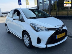 Toyota Yaris - 1.0 VVT-i Aspiration/Navi/camera/Cruise/bleutooth