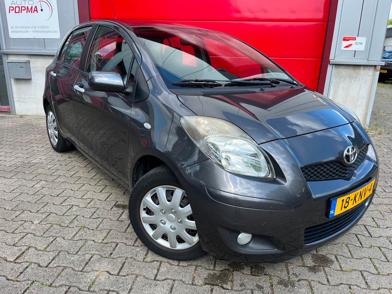 Toyota Yaris - 1.3 VVTi 101pk Aspiration Automaat / Airco / Elektr. ramen voor / Centrale vergr. / Hoge i - AutoWereld.nl