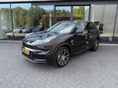 Lynk & Co 01 - 1.5 261pk PHEV, Pano, Carplay, Cam360, BLIS, Memory, Lane Ass., Stoelverw, LED, Infinity H