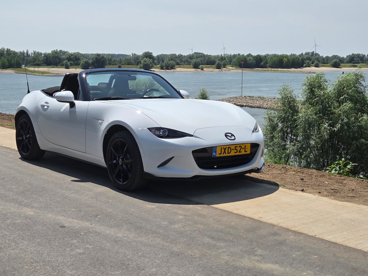 Mazda MX-5 - 1.5 SkyActiv-G 131 S - AutoWereld.nl