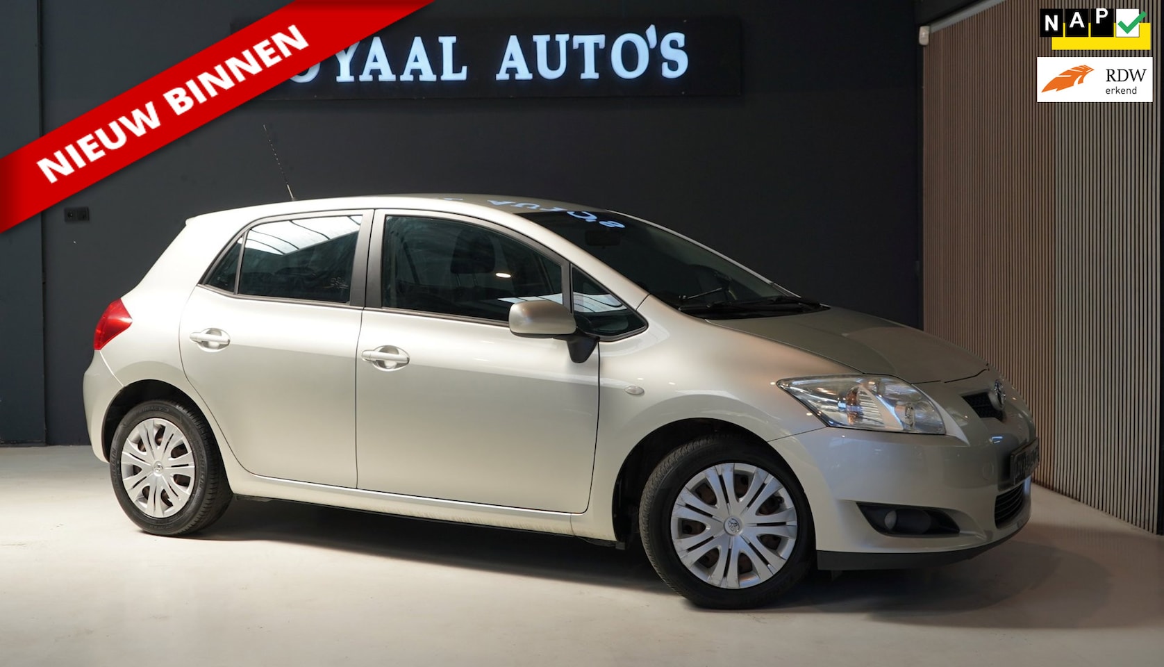 Toyota Auris - 1.6-16V Sol Business | AIRCO | CRUISE | PDC | ELEK.RAMEN | APK | NAP. - AutoWereld.nl