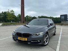 BMW 3-serie - 320i EDE CARPLAY M Sport