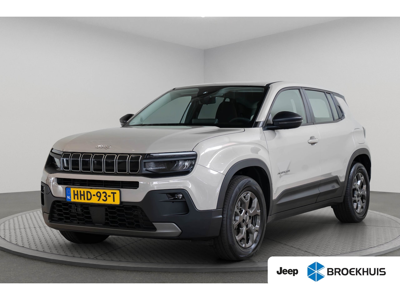 Jeep Avenger - 1.2 e-Hybrid Longitude | Navigatie | Apple Carplay & Android Auto | Parkeersensoren | Keyl - AutoWereld.nl