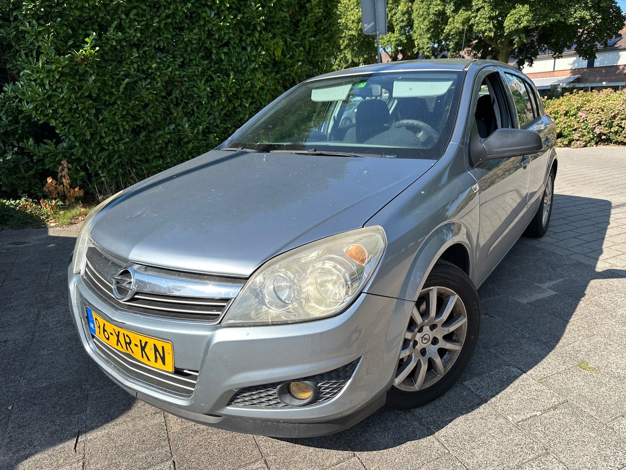 Opel Astra - MET AIRCO & JAAR APK! - AutoWereld.nl