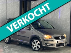 Volkswagen Touran Cross - 1.4 TSI |7p|CarPlay|Cruise|Trekhaak|Xenon|elek. Ramen|Nap|Boekjes