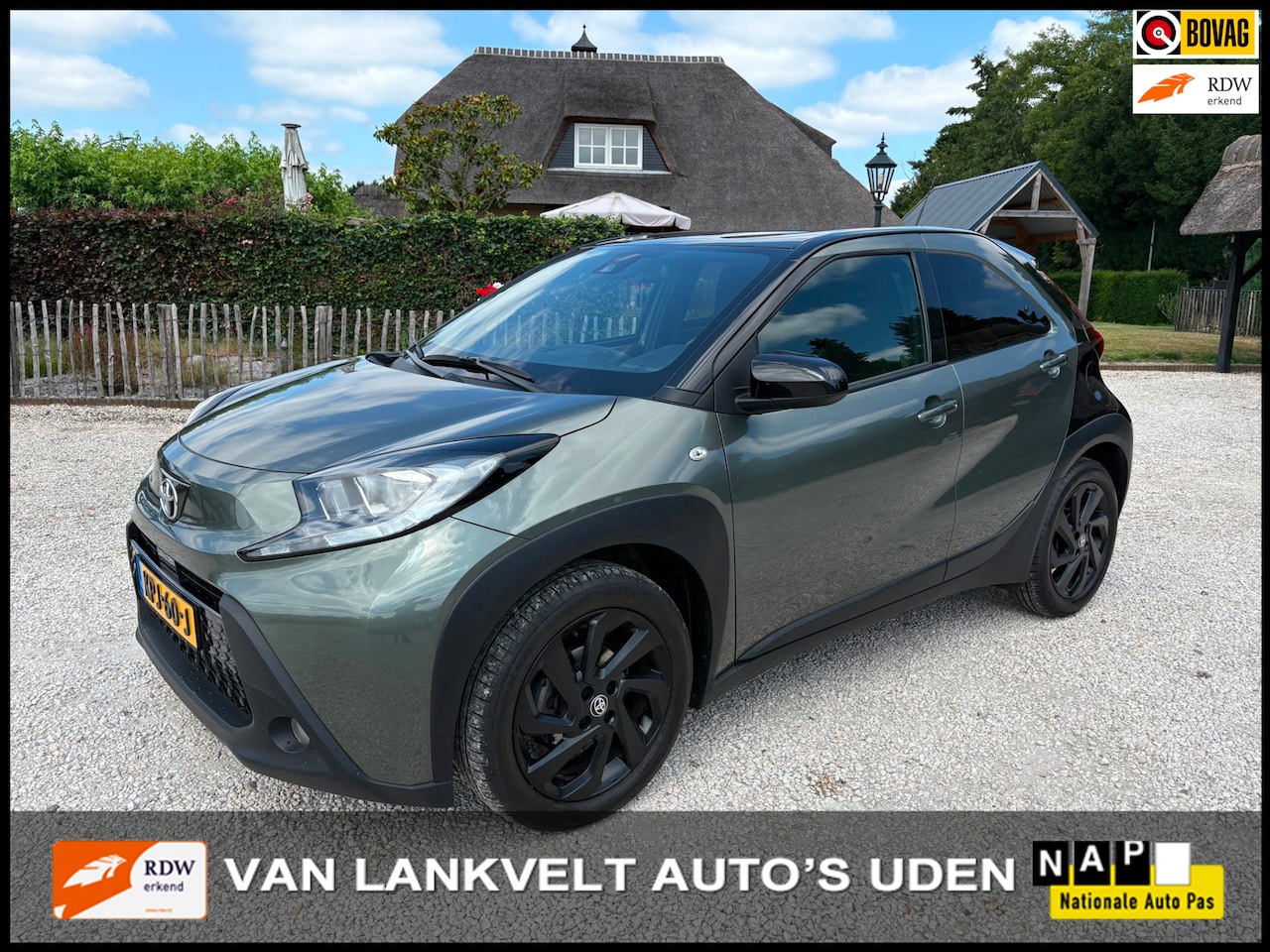 Toyota Aygo X - 1.0 VVT-i Play Apple Carplay, Camera, Fabrieksgarantie - AutoWereld.nl